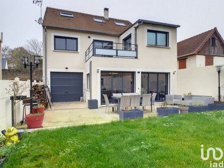 vente maison 7 pièces de 187 m² à marcilly (77139)