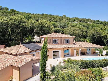 villa de luxe à vendre à vézénobres