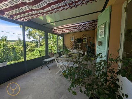 a 2h du centre de paris : magnifique villa avec grand jardin arboré - quiétude et nature à