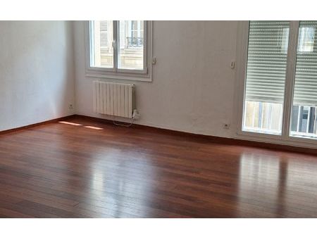location appartement  133.99 m² t-4 à reims  1 370 €