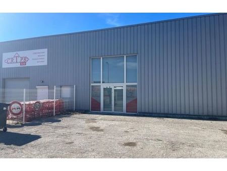 location local industriel carpentras (84200)