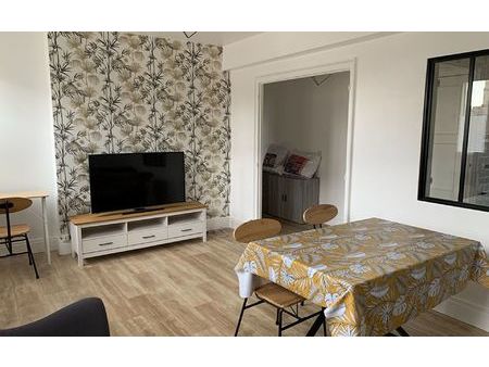 location appartement  52.85 m² t-2 à beauvais  760 €