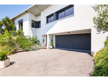 maison avec vue imprenable à montastruc-la-conseillère.