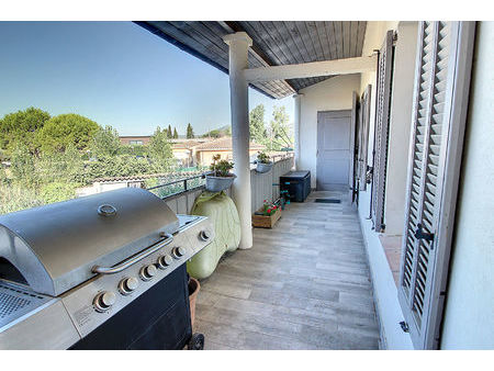 appartement les arcs sur argens avec terrasse + 2 places de parking