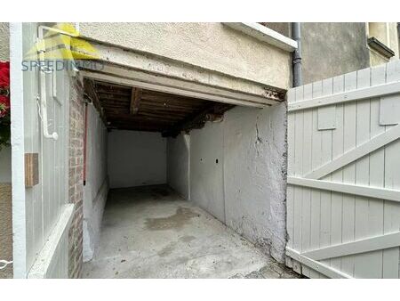 location garage 15 m² mandres-les-roses (94520)