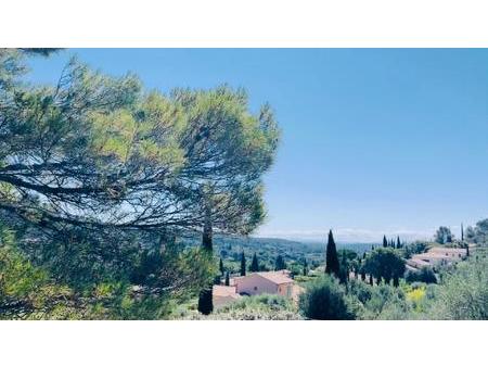 bastide avec vue