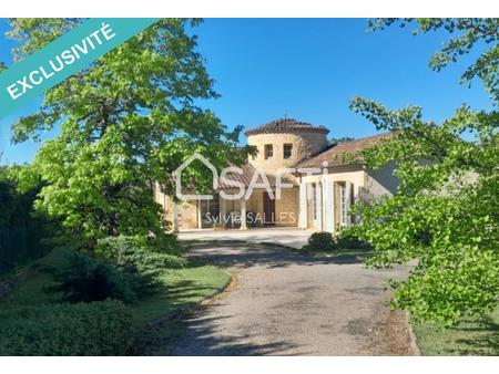 en périgord noir - au bugue - jolie maison d'architecte de 135 m2