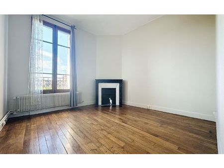 location appartement  38 m² t-3 à maisons-alfort  985 €