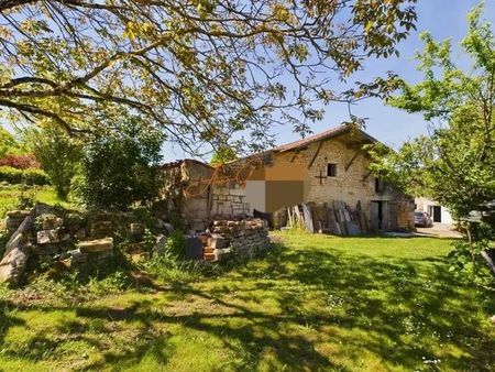 ancienne maison avec dépendances  jardin