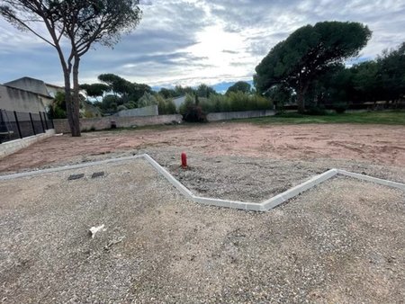 terrain à bâtir à puget-sur-argens (83480)