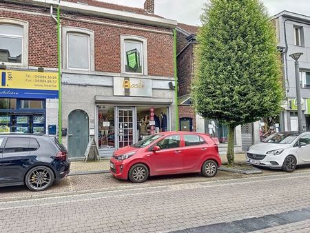 immeuble mixte avec jardin à vendre