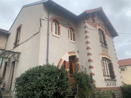 a vendre montlucon maison de caractère hyper centre de 120 m² avec garage et terrain de 26