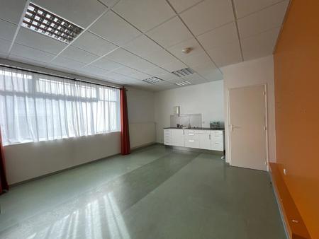 location bureaux et commerces à saint-sébastien-sur-loire baugerie (44230) : à louer / 95m