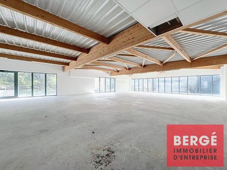 bureaux 480 m²