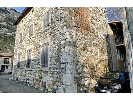 vente maison 10 pièces 210 m² guilherand-granges (07500)