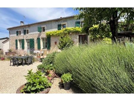 vente maison 6 pièces 167 m² aunac (16460)