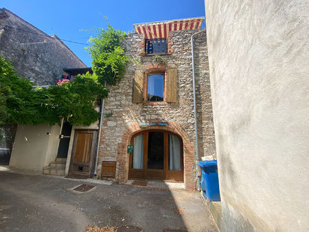 maison de village saint jean de serres 3 pièce(s) 94 m2 plus terrasse et cave.