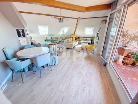 vente appartement 5 pièces 196 m²