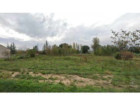 vente terrain 589 m²