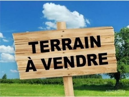 vente terrain 913 m²