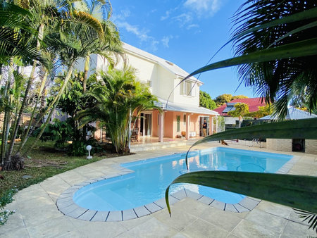 belle villa 164m2 hab avec piscine