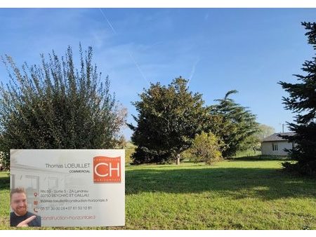 vente terrain 900 m²