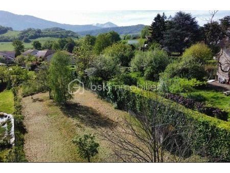 vente terrain 1300 m²