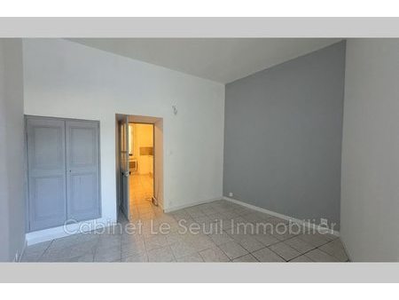 location appartement 1 pièce 26.33 m²