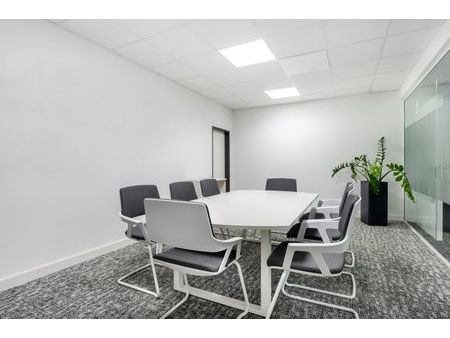 espace de bureau privé pour 4 à mont-saint-guibert axis park