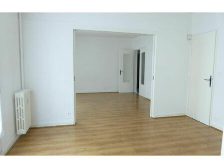 location appartement 3 pièces 69 m² poitiers (86000)