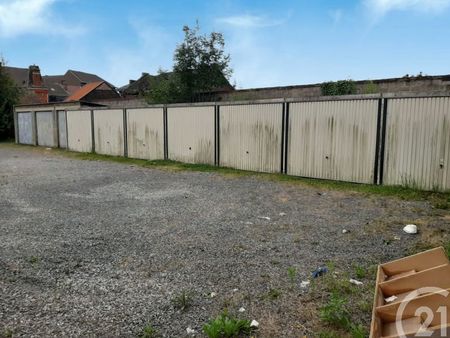 lot de 23 garages