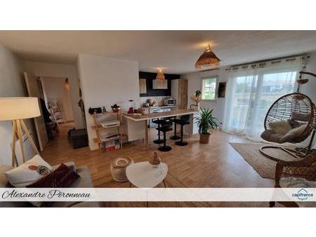 vente appartement 3 pièces à la rochelle (17000) : à vendre 3 pièces / 65m² la rochelle