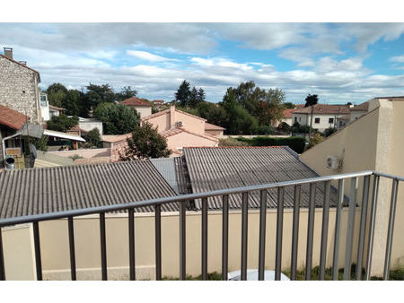 vente appartement 2 pièces 47 m² alès (30100)