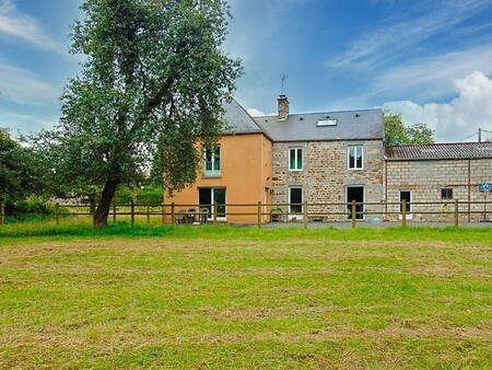 maison 184 m²  3 chs  3 niveaux  terrain 1.7 ha  st clair de halouze