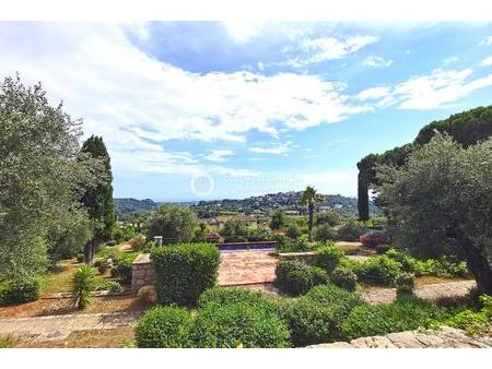 mougins - terrain constructible avec vue sur la mer et le vill