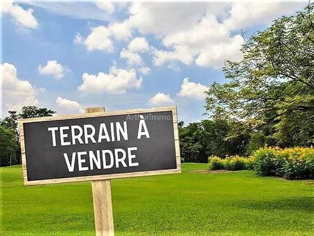 vente terrain 460 m2 à bourg-et-comin