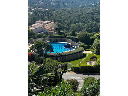 château à rénover à la londe-les-maures