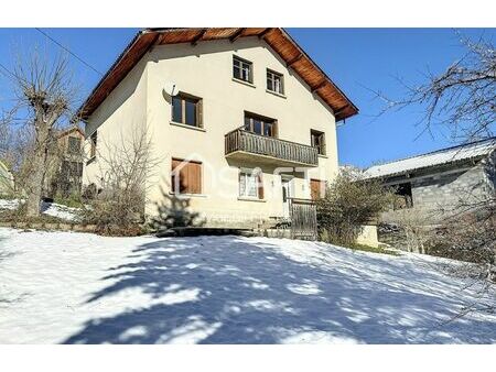 vente maison 10 pièces 185 m² saint-jean-saint-nicolas (05260)