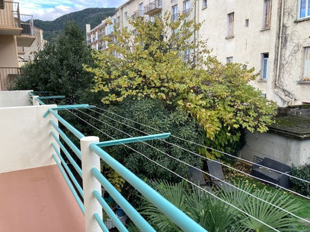 vente appartement 2 pièces 45m2 amélie-les-bains-palalda 66110 - 54500 € - surface privée