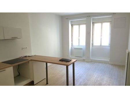 loue appartement t1 neuf 27 m² lagnieu centre à coté de la maire rez-de-chausse