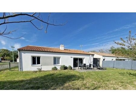 propriété 4 pièces 80 m²