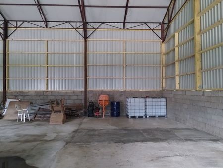 hangar pour stockage