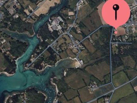 vends terrain constructible viabilisé en zone très proche du littoral et de la mer kerbiqu