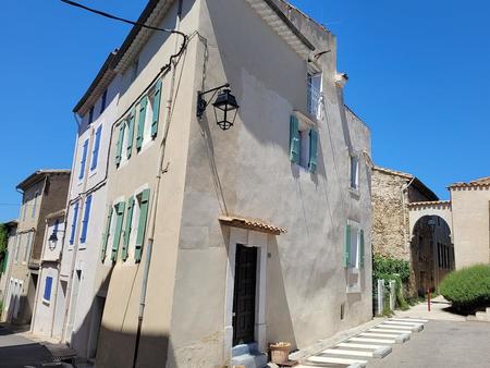 cosy maison de village de 92 m² habitables avec terrasse tropézienne dans un charmant...