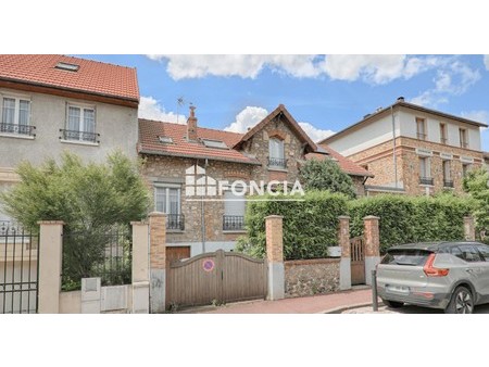 maison de luxe à vendre dans le quartier bois de verrières-coulée verte-parc heller