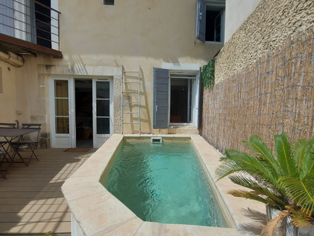 saint-remy-de-provence (13210) - maison de ferme renovee avec exterieur et piscine