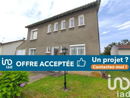 vente maison traditionnelle 6 pièces de 112 m² à lussac