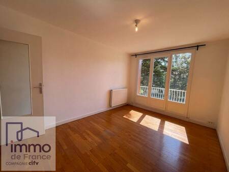 gieres - appartement t3 + parking