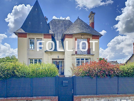 a vendre maison de 8 pièces à vendre à villers-bocage