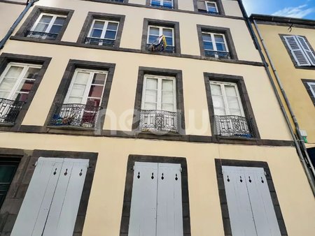 immeuble de rapport avec 8 appartements.